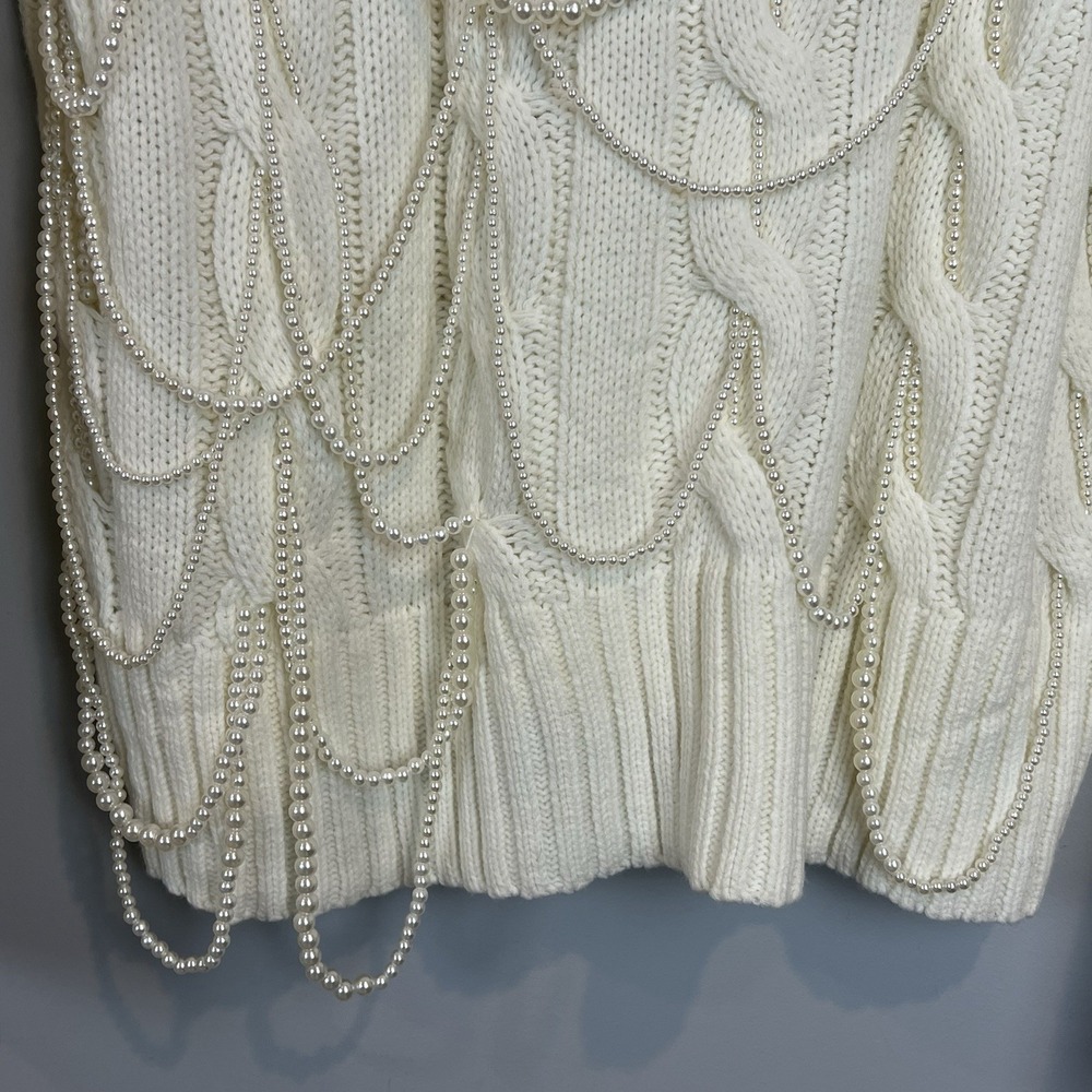 Blue B Ivory Cableknit Sweater with Pearl Beads Womens Size Medium NWT - Picture 3 of 10